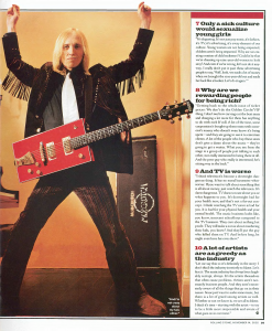 2002-11-14_RollingStone909-03